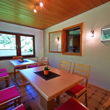 Haus Maria Apartment *